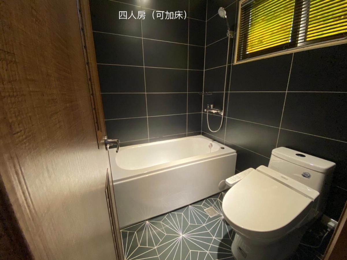 良文旅2館ryou Hotel Vintage - II Tainan Exterior photo