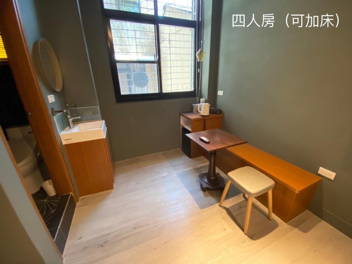 良文旅2館ryou Hotel Vintage - II Tainan Exterior photo